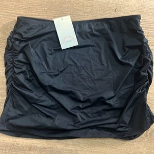 Dippin Daisys rouched black swim skirt